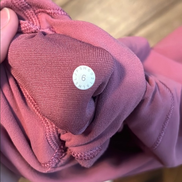 Lululemon Align Leggings - Picture 3 of 3